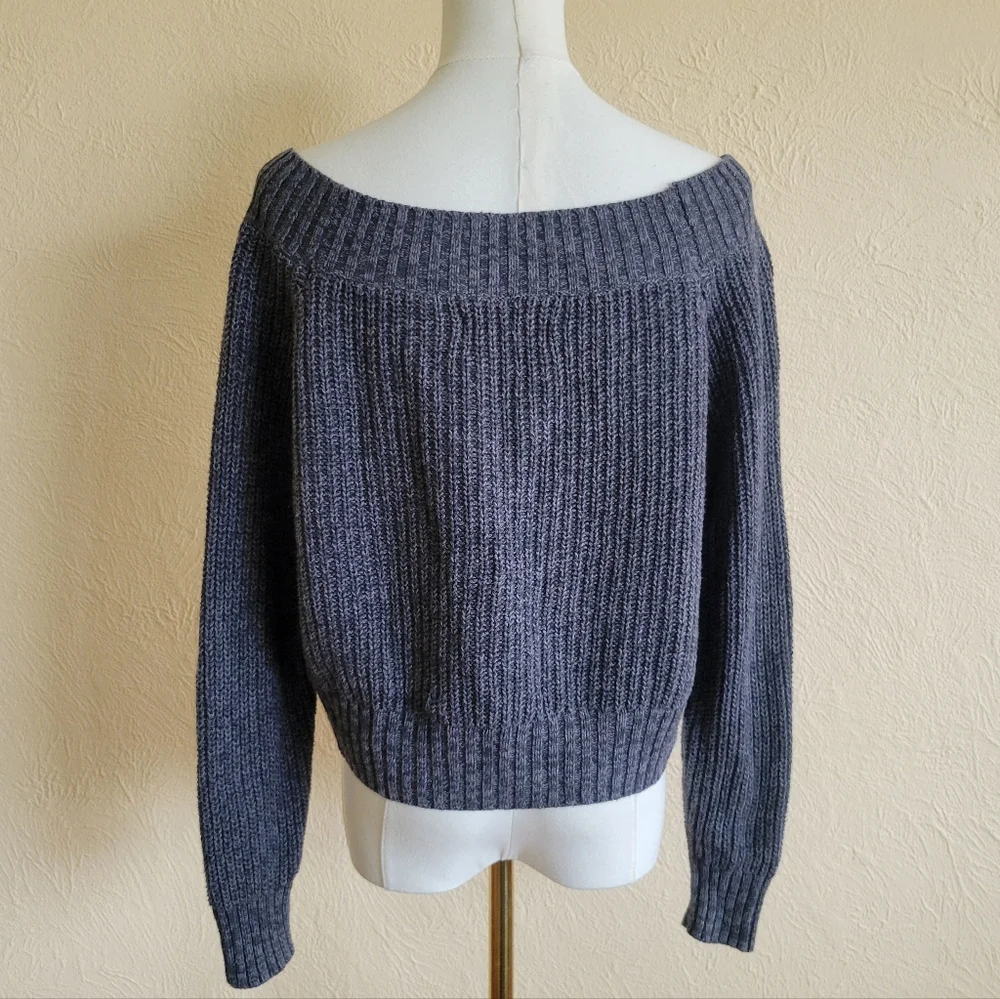 Hollister | Gray Off-Shoulder Sweater - Picture 5 of 8